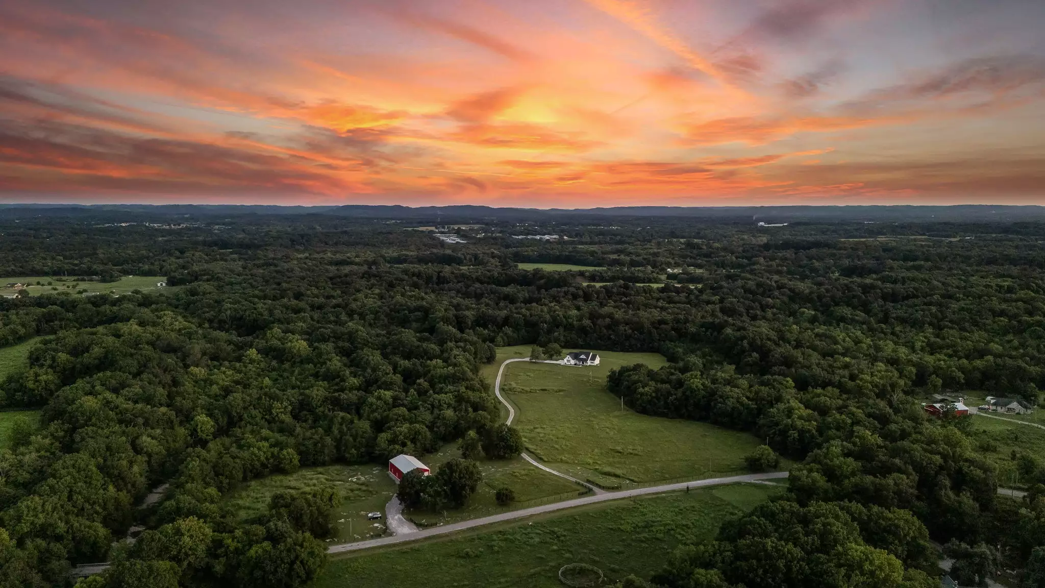 1851 Warner Bridge Rd, Shelbyville, TN  37160