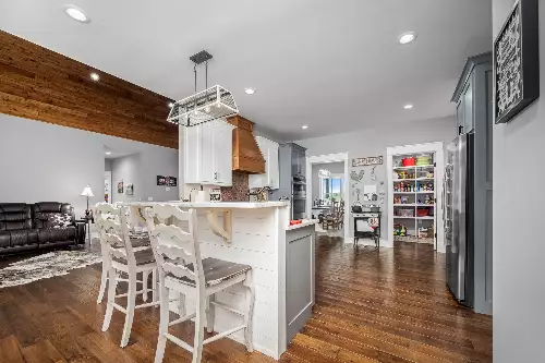 1851 Warner Bridge Rd, Shelbyville, TN  37160