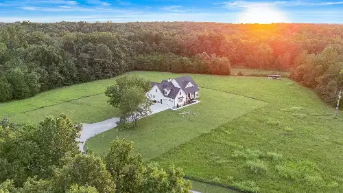 1851 Warner Bridge Rd, Shelbyville, TN  37160