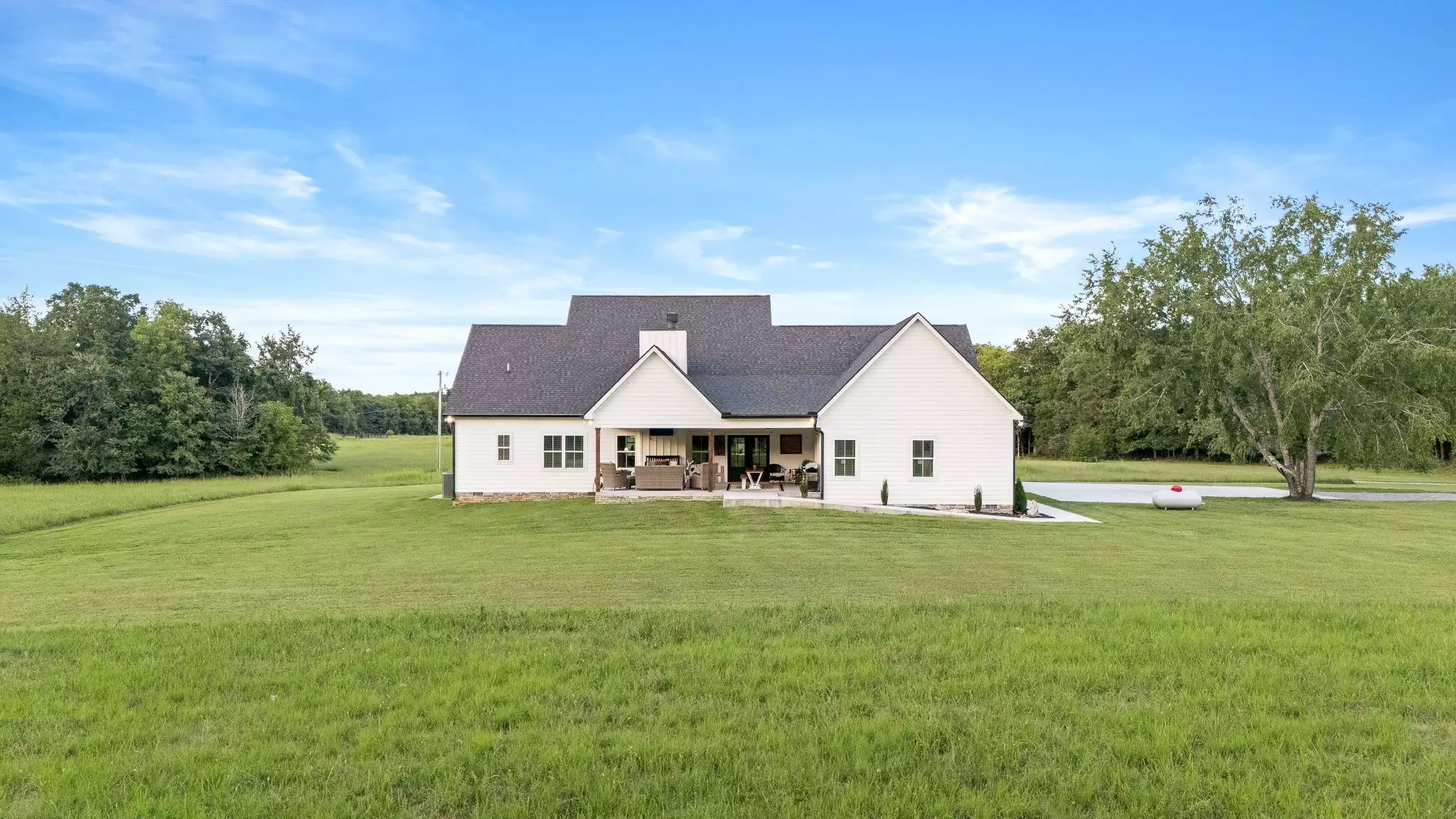 1851 Warner Bridge Rd, Shelbyville, TN  37160