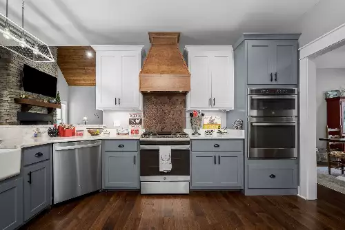 1851 Warner Bridge Rd, Shelbyville, TN  37160