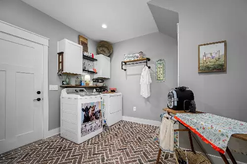 1851 Warner Bridge Rd, Shelbyville, TN  37160