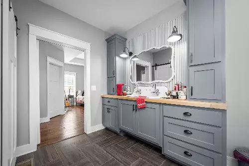 1851 Warner Bridge Rd, Shelbyville, TN  37160