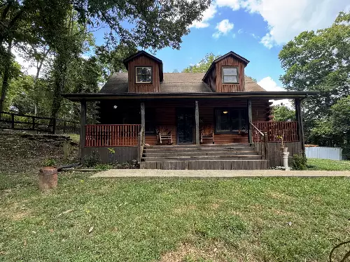 2559 Fayetteville Hwy, Belfast, TN  37019