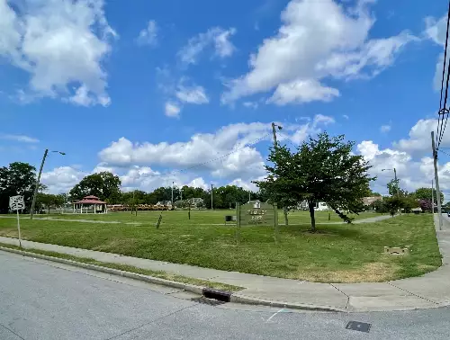 1824 Joy Cir, Nashville, TN  37207