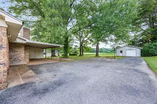 340 Westwood Dr, Huntingdon, TN  38344