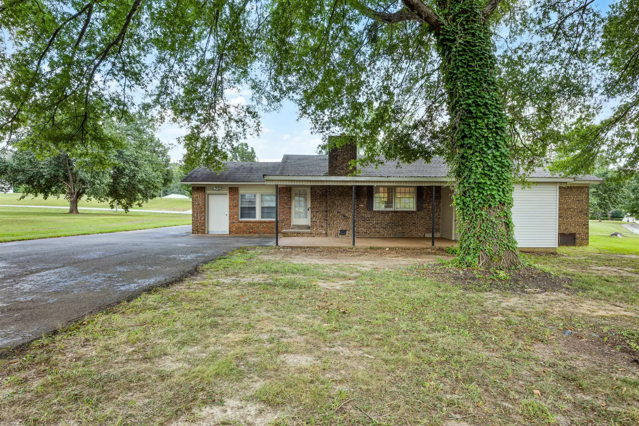 340 Westwood Dr, Huntingdon, TN  38344