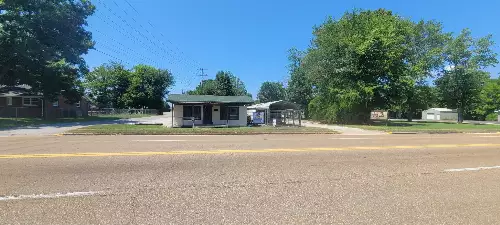 85 Tennessee Ave, Parsons, TN  38363
