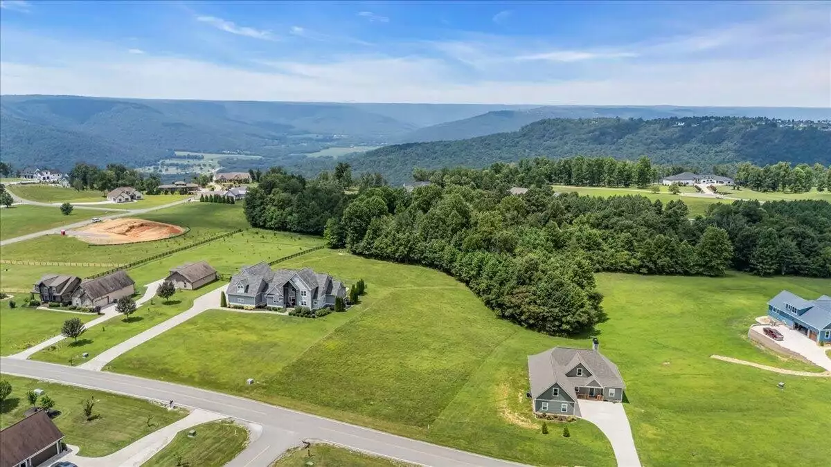 Jasper Highlands Boulevard, Jasper, TN  37347