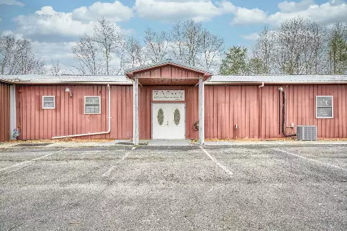 164 Oak Rd, Crossville, TN  38555