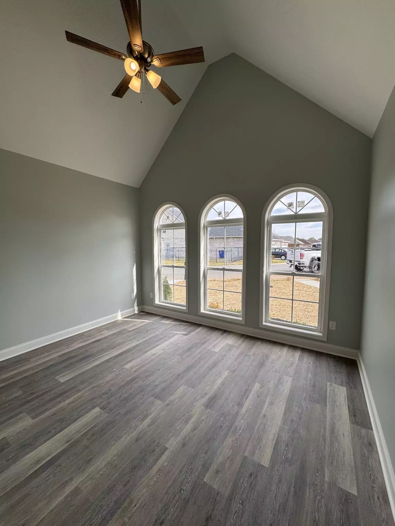 610 Sundance St, Shelbyville, TN  37160