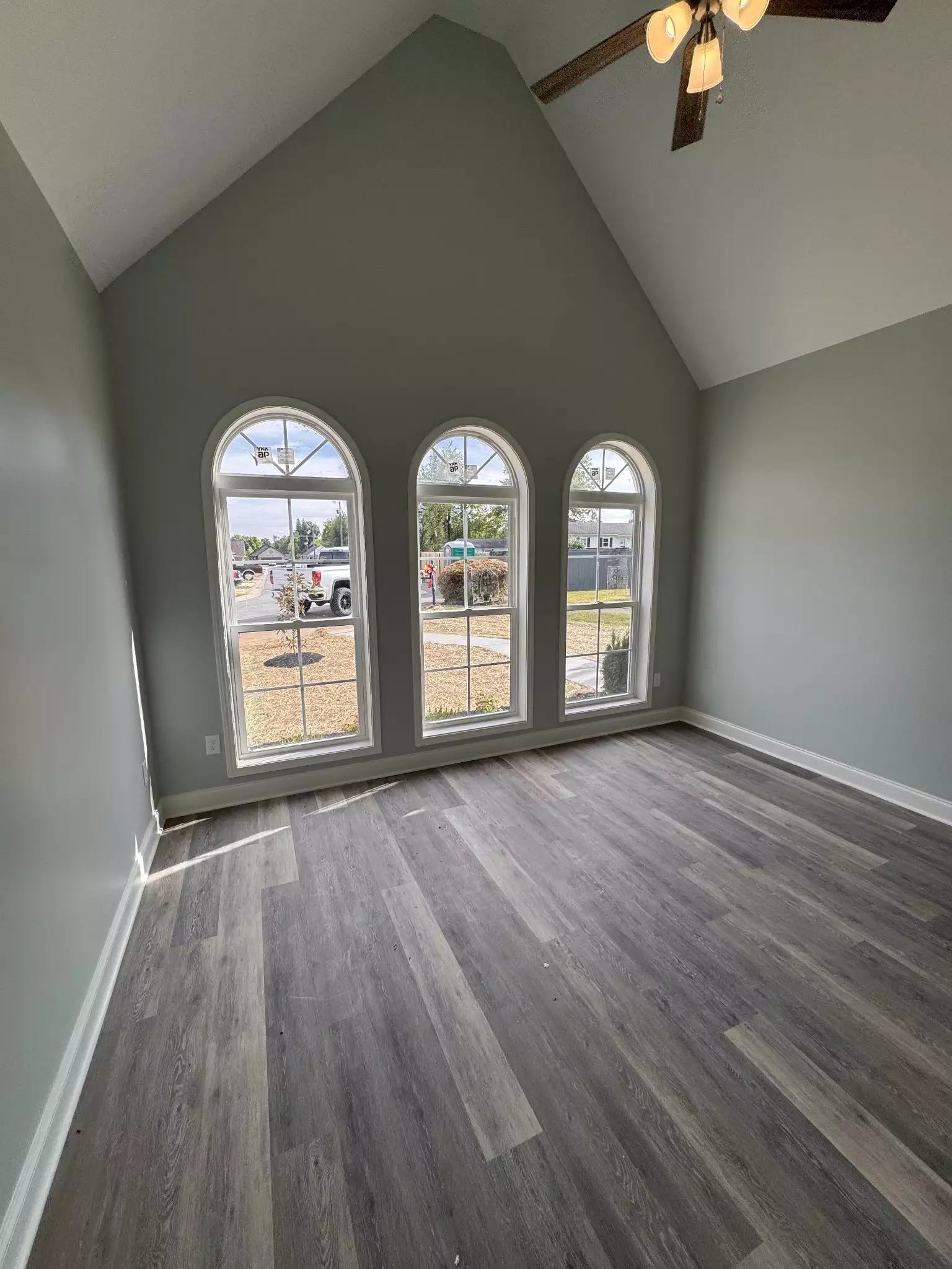 610 Sundance St, Shelbyville, TN  37160