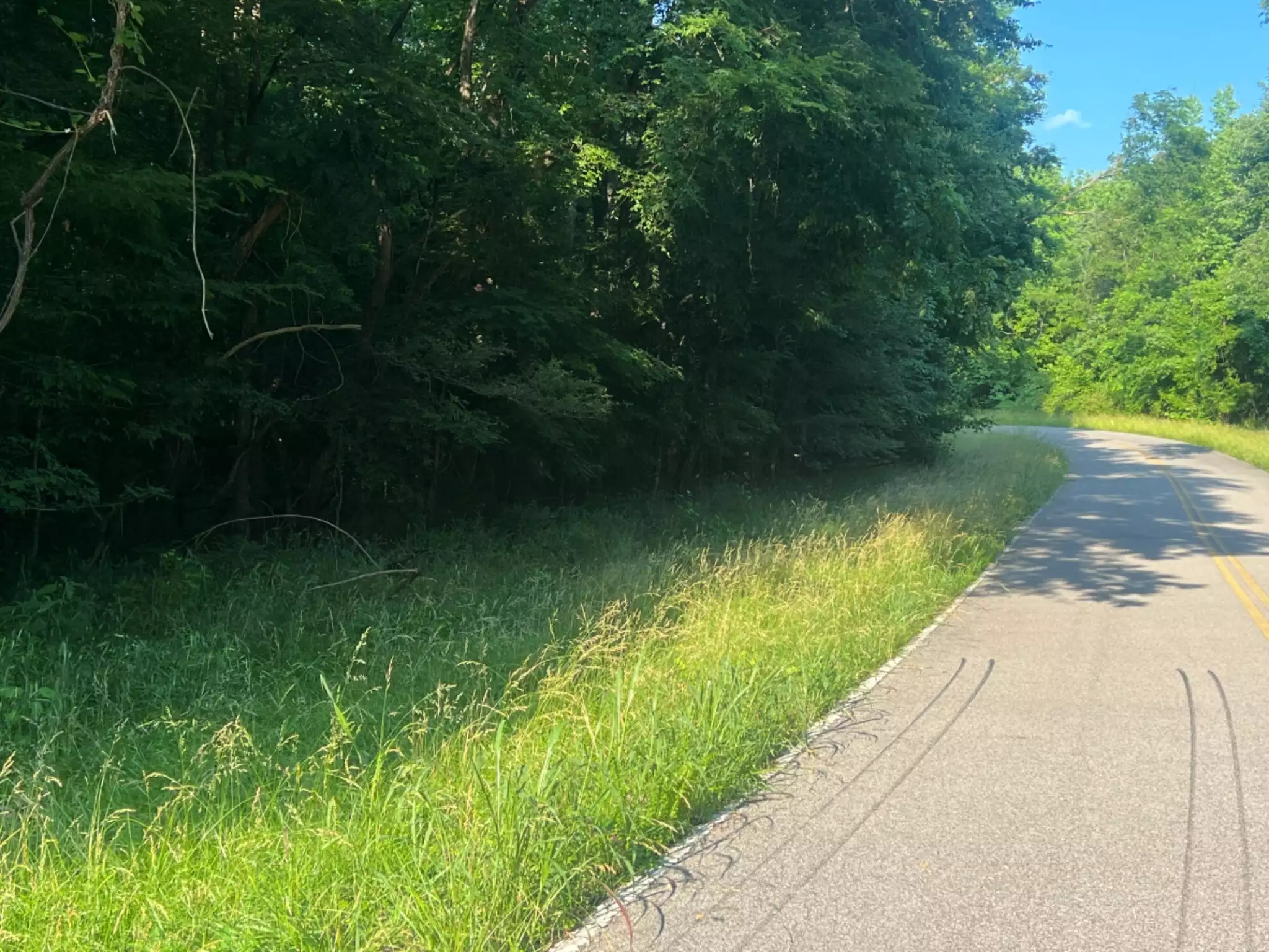 1 Jarrell Ridge Rd, Clarksville, TN  37043