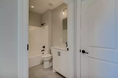 2290 Midland Rd, Shelbyville, TN  37160