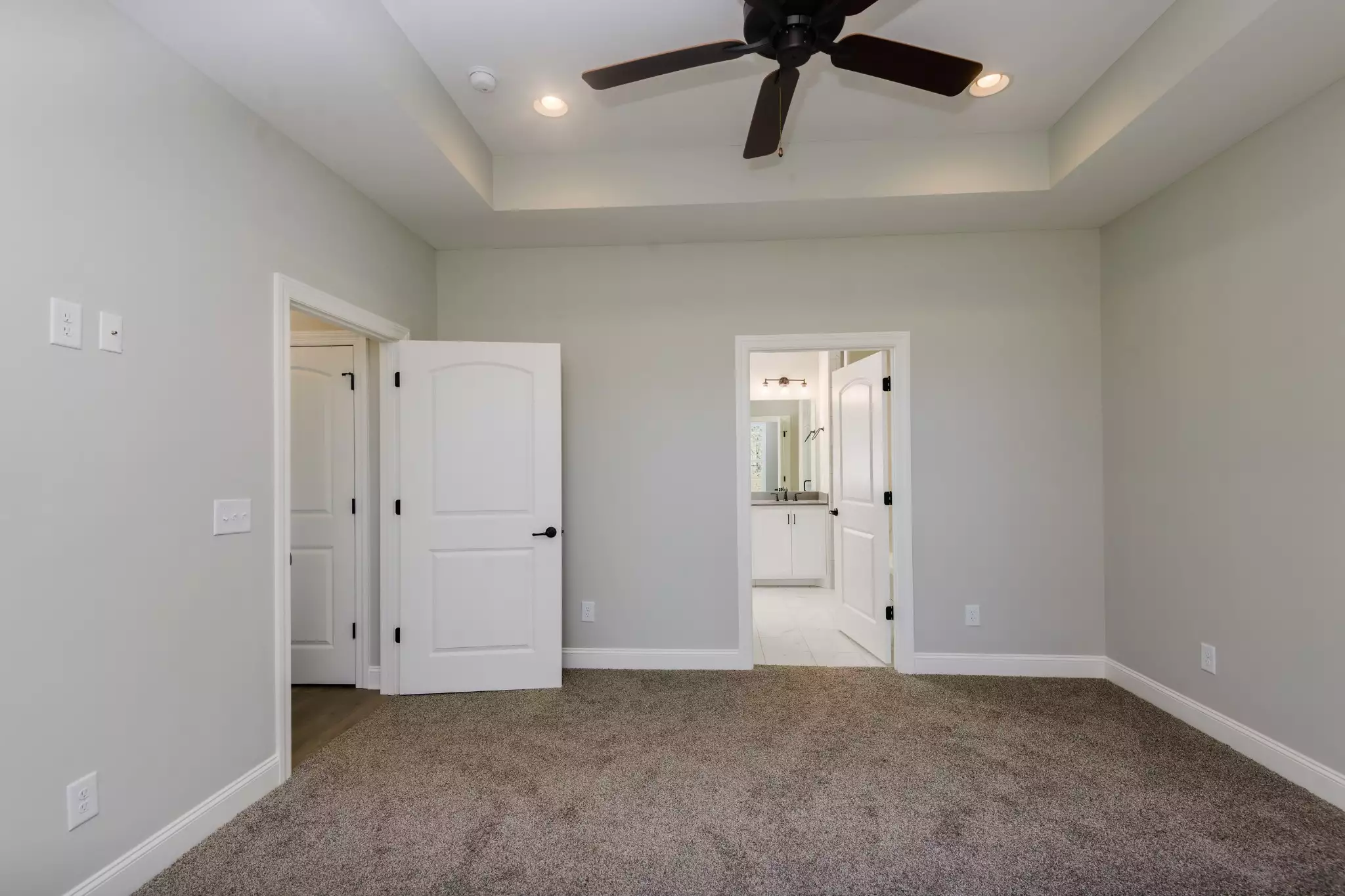 2290 Midland Rd, Shelbyville, TN  37160