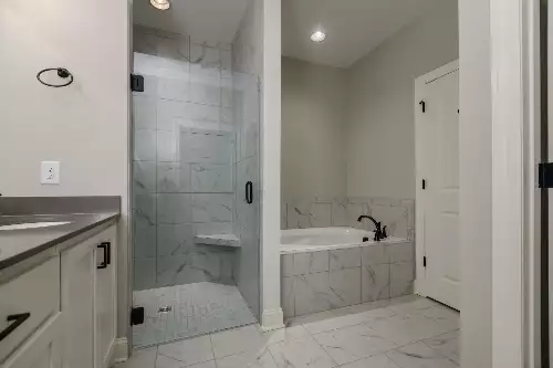 2290 Midland Rd, Shelbyville, TN  37160