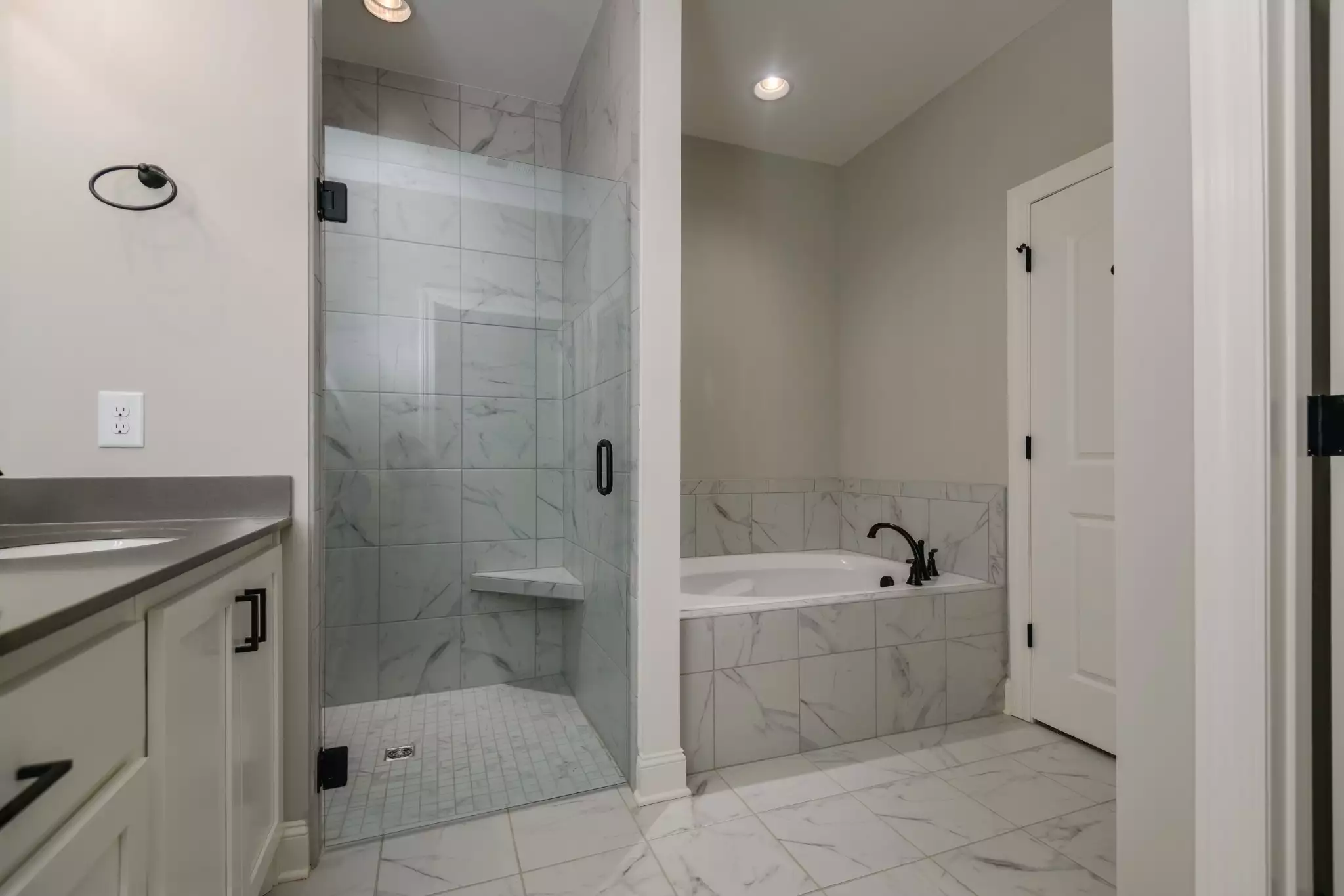 2290 Midland Rd, Shelbyville, TN  37160