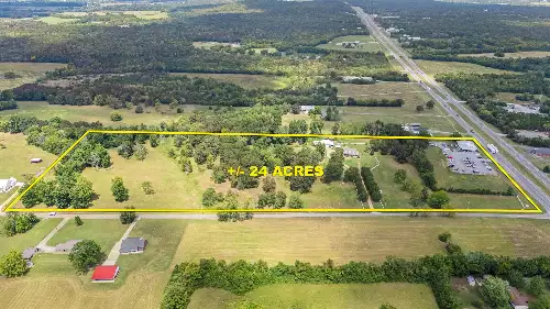 9740 Shelbyville Pike, Bell Buckle, TN  37020