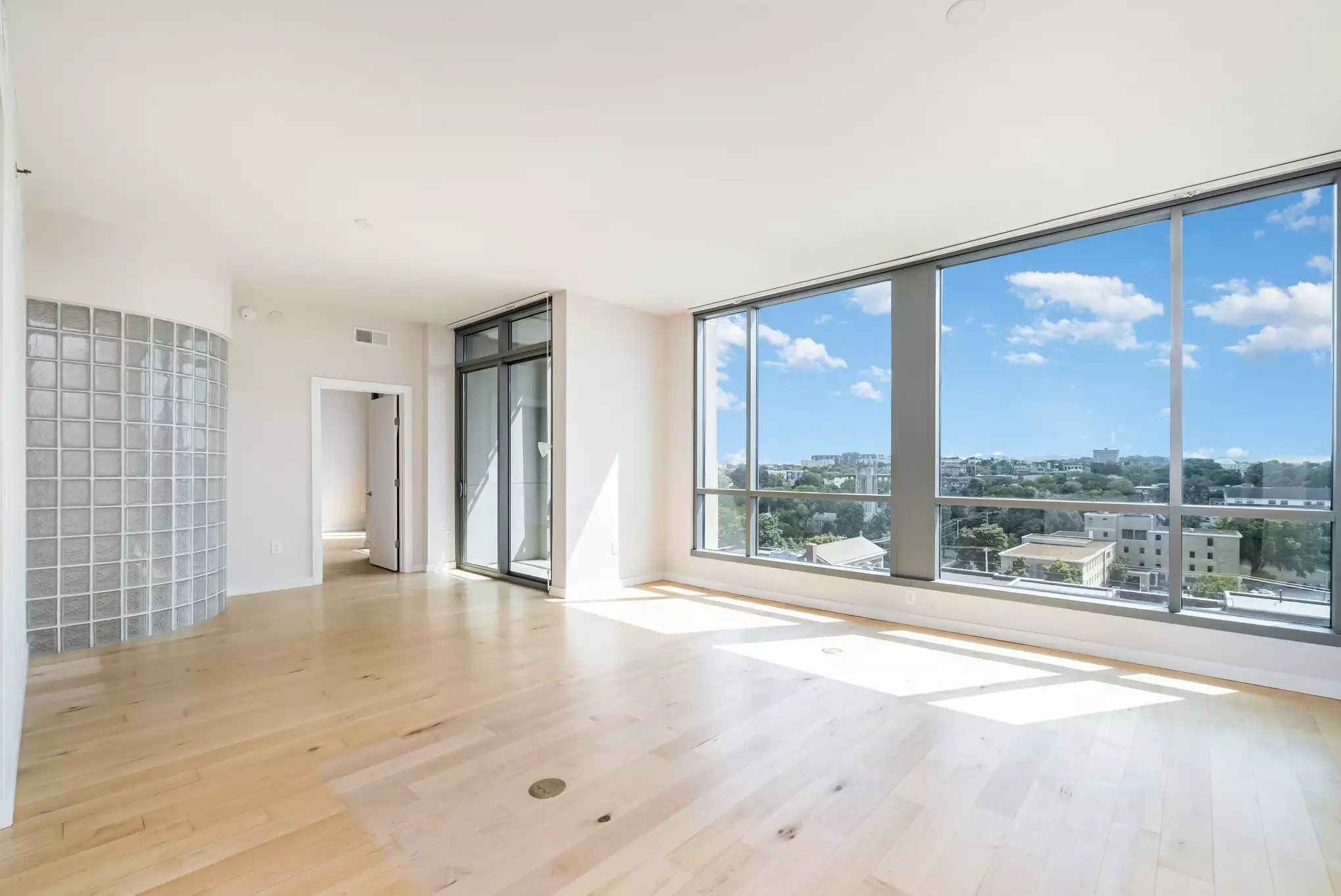 900 20th Ave, Nashville, TN  37212