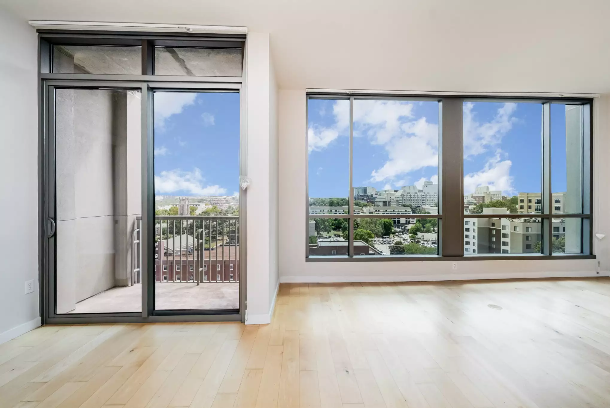 900 20th Ave, Nashville, TN  37212