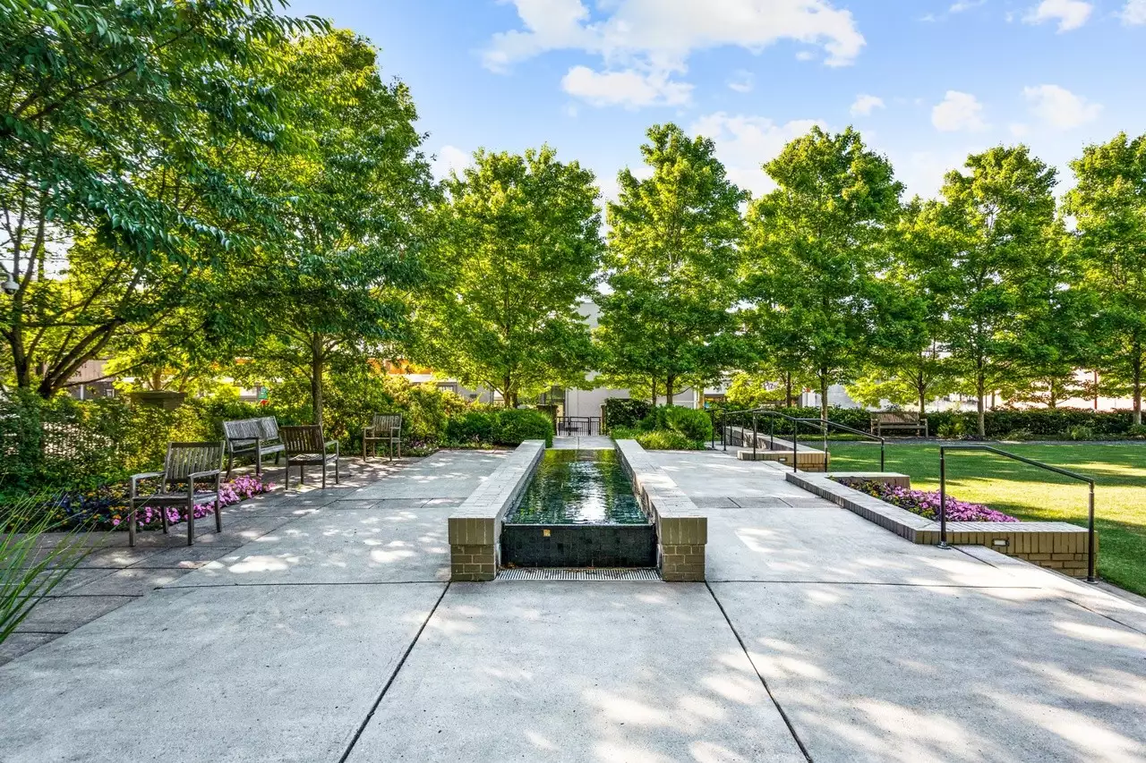 900 20th Ave, Nashville, TN  37212