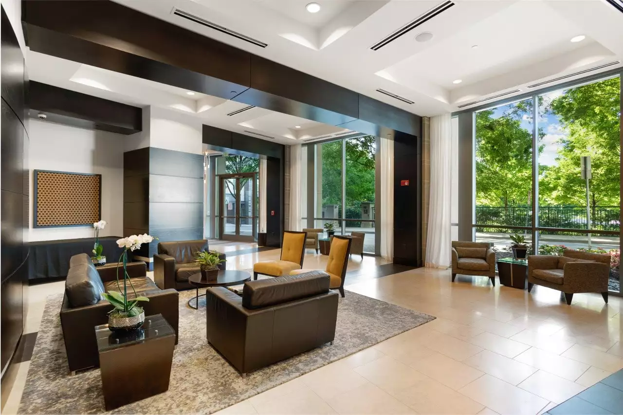 900 20th Ave, Nashville, TN  37212