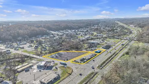 216 E Commerce St, Waverly, TN  37185