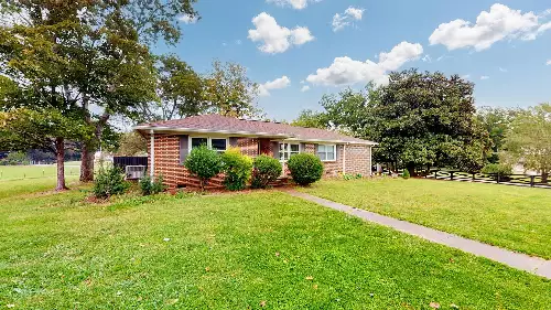 600 Lewis Ave, Shelbyville, TN  37160