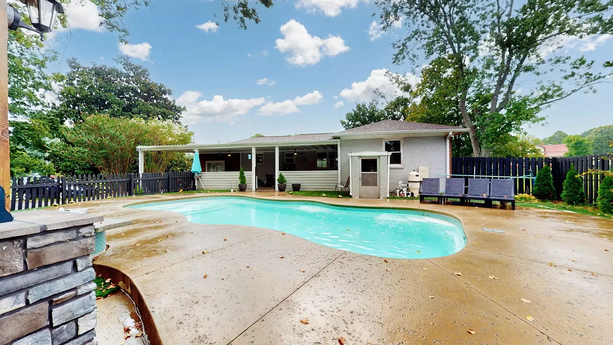 600 Lewis Ave, Shelbyville, TN  37160