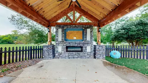 600 Lewis Ave, Shelbyville, TN  37160