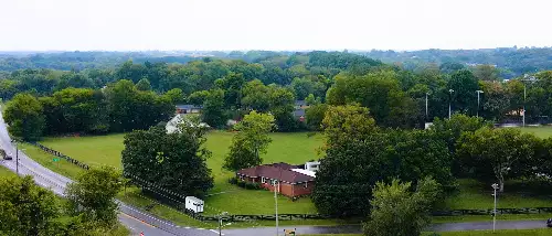 600 Lewis Ave, Shelbyville, TN  37160