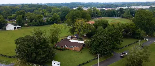 600 Lewis Ave, Shelbyville, TN  37160