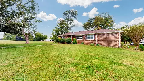 600 Lewis Ave, Shelbyville, TN  37160