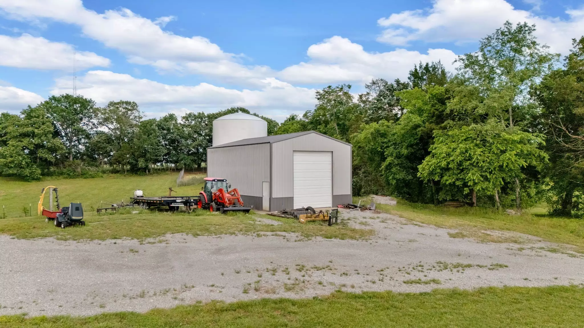 1802 Old Nashville Dirt Rd, Shelbyville, TN  37160