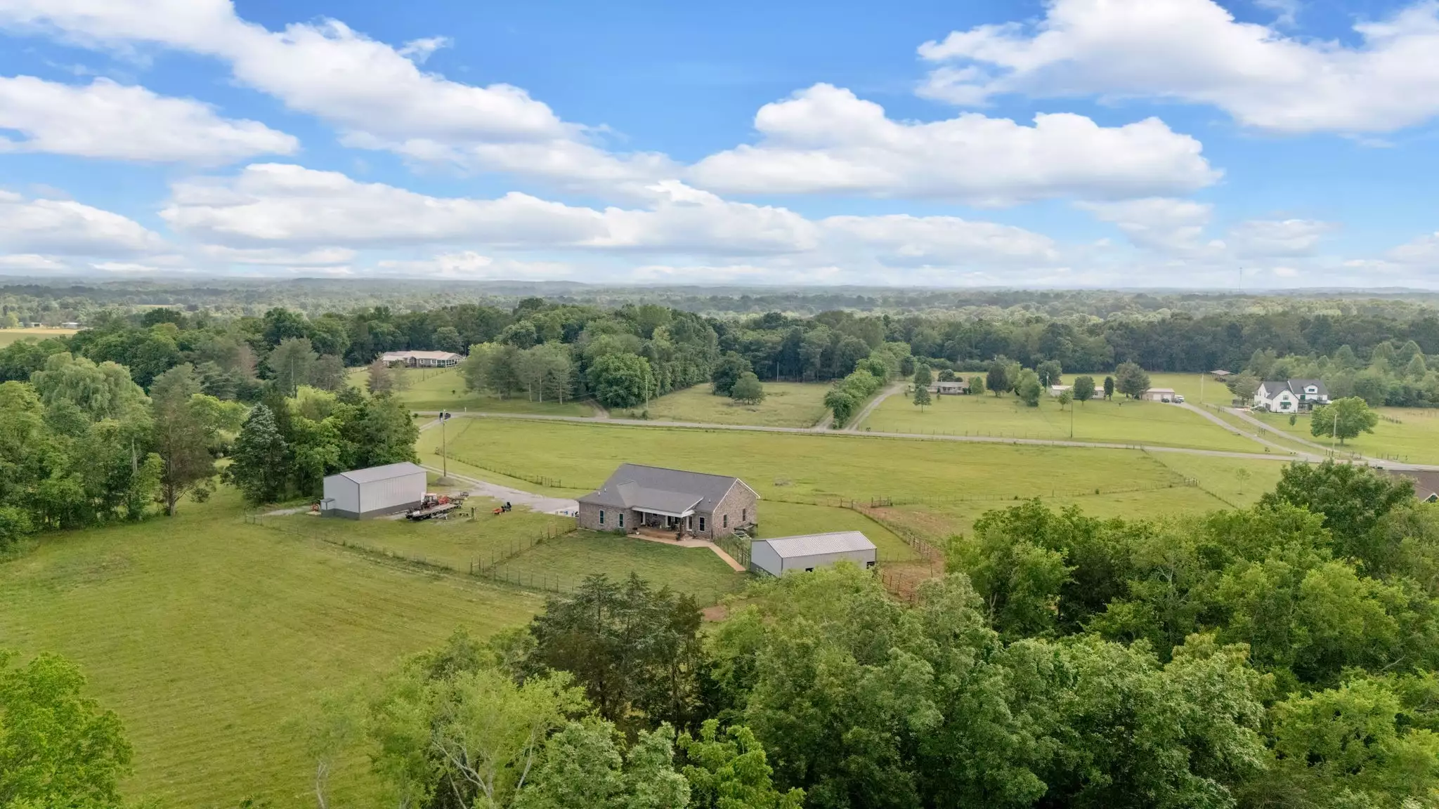 1802 Old Nashville Dirt Rd, Shelbyville, TN  37160