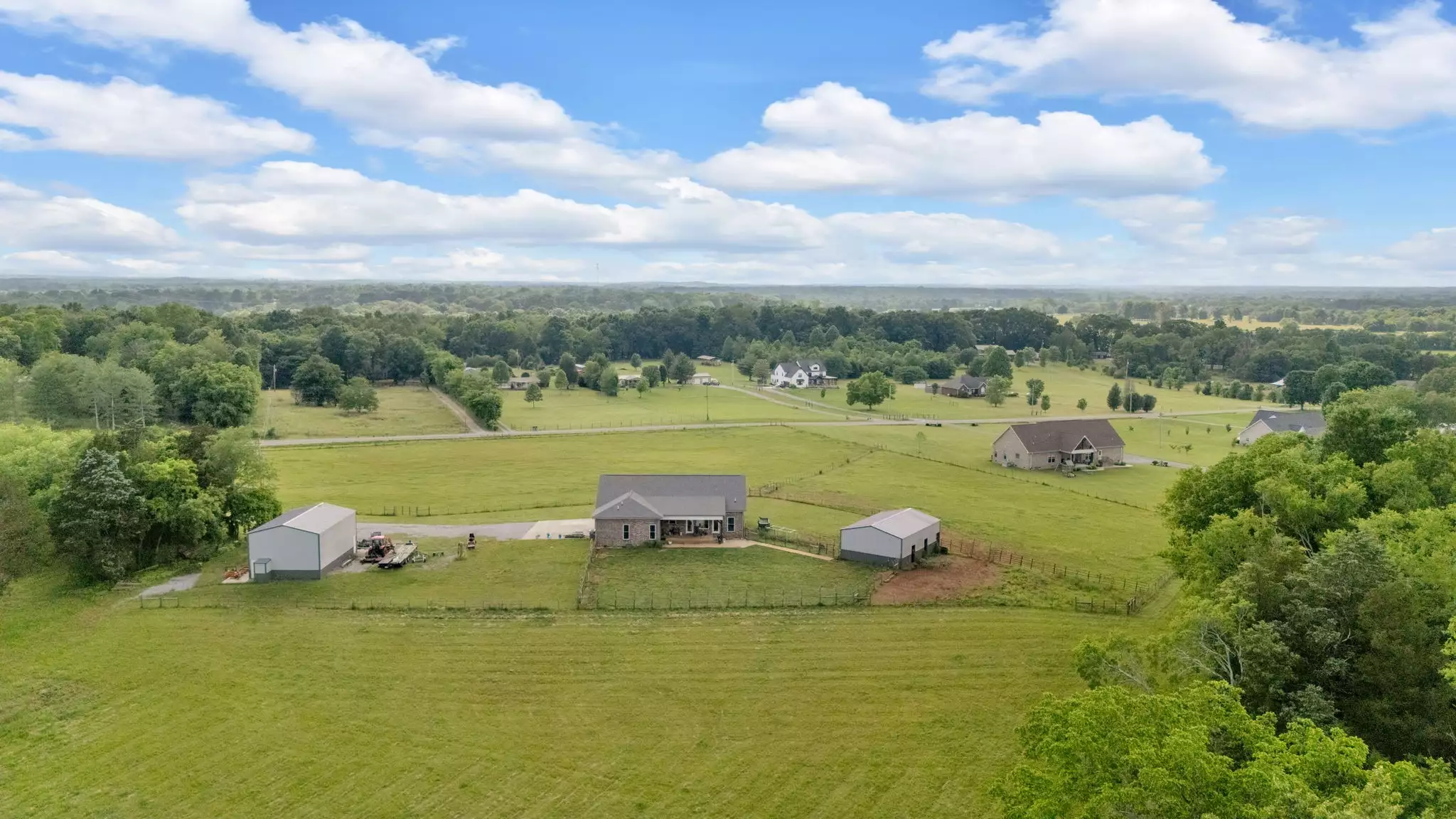 1802 Old Nashville Dirt Rd, Shelbyville, TN  37160