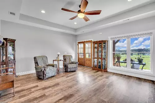 1802 Old Nashville Dirt Rd, Shelbyville, TN  37160