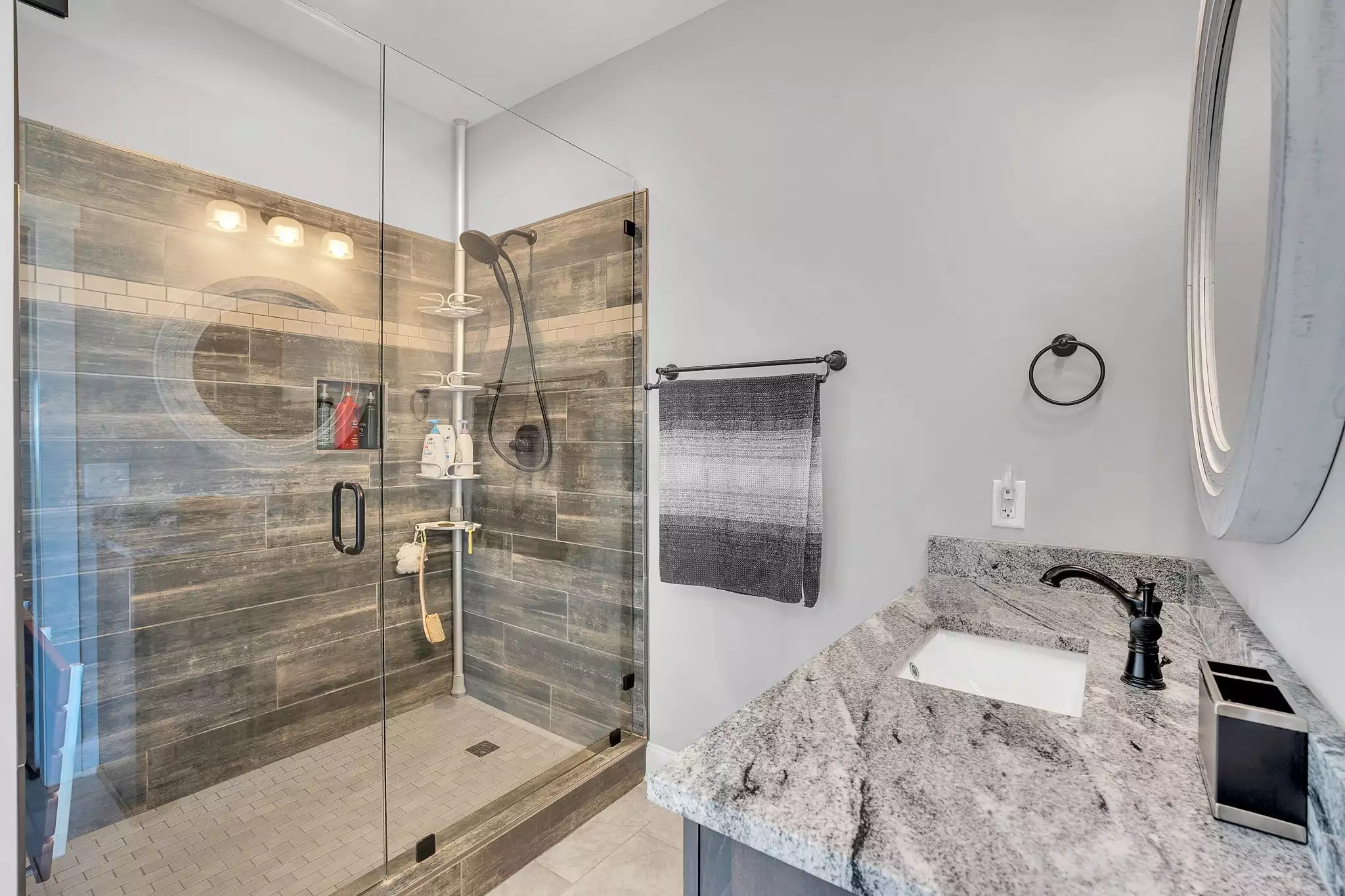 1802 Old Nashville Dirt Rd, Shelbyville, TN  37160