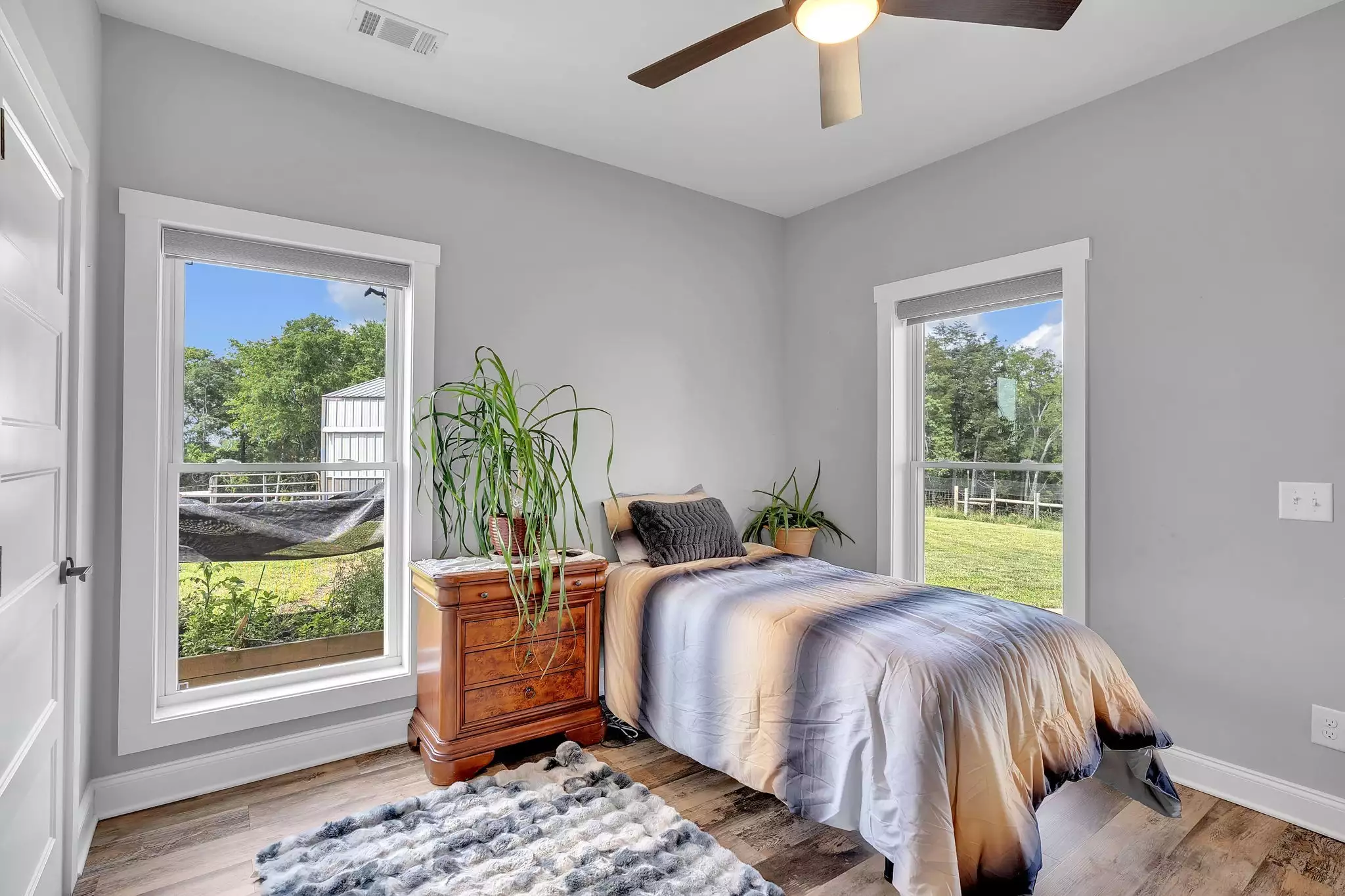 1802 Old Nashville Dirt Rd, Shelbyville, TN  37160