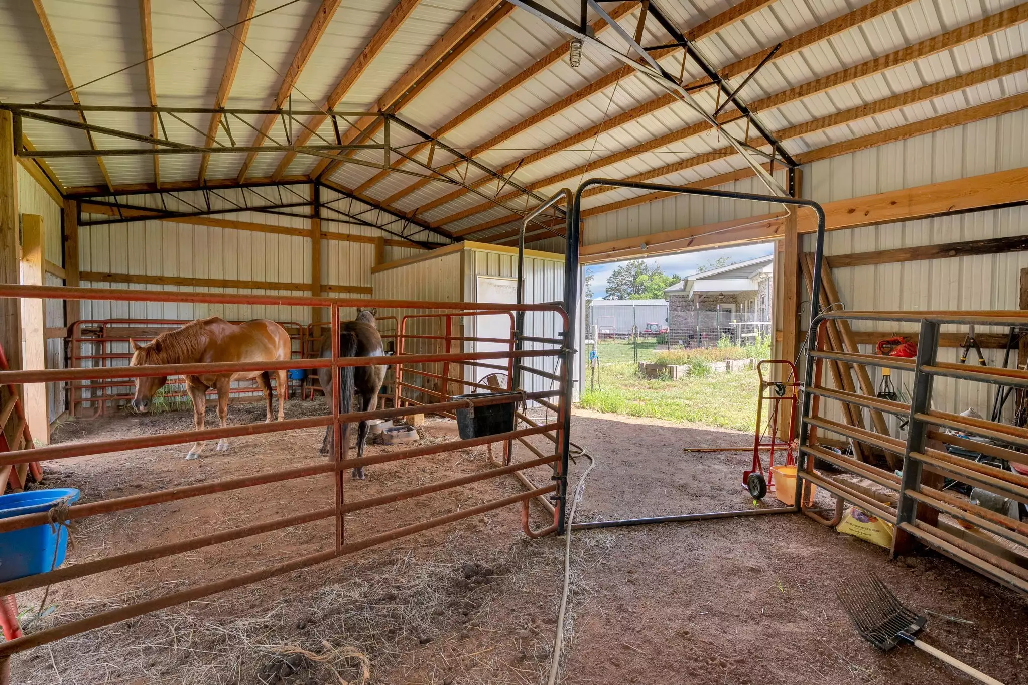 1802 Old Nashville Dirt Rd, Shelbyville, TN  37160