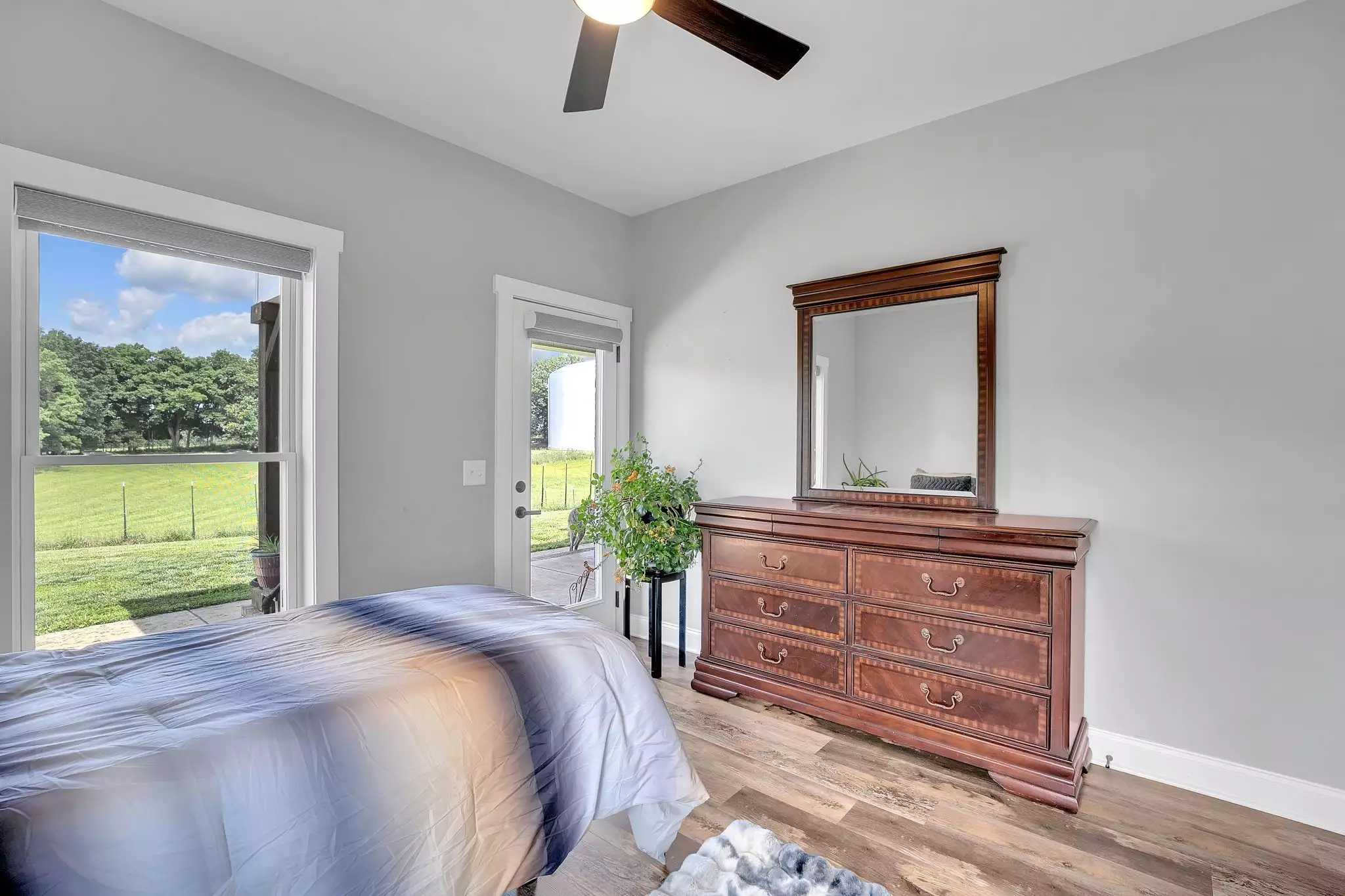 1802 Old Nashville Dirt Rd, Shelbyville, TN  37160