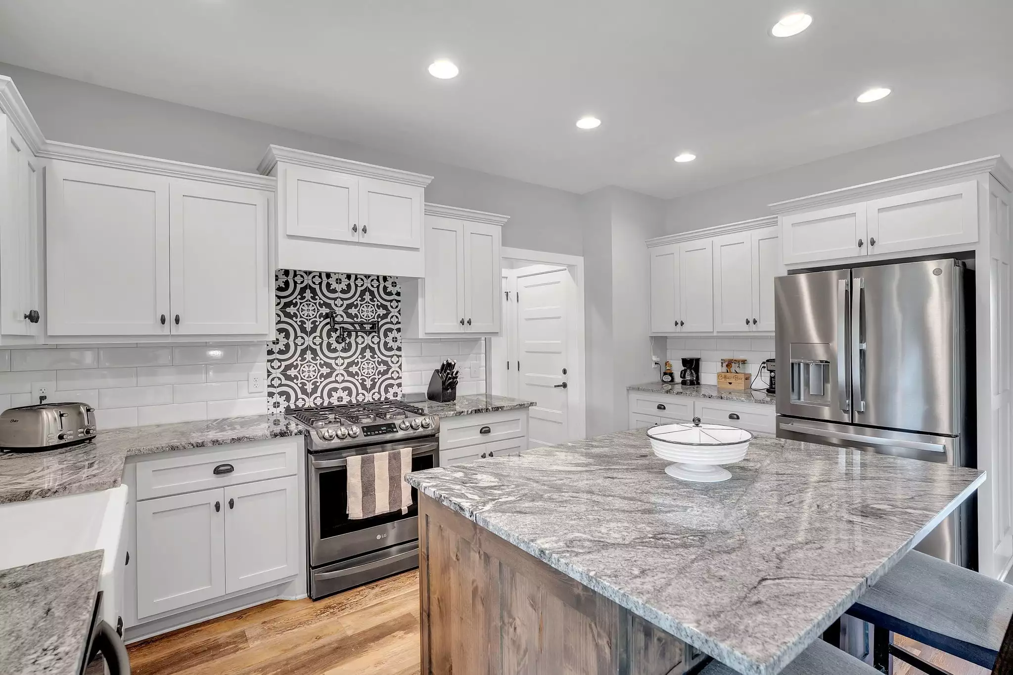 1802 Old Nashville Dirt Rd, Shelbyville, TN  37160