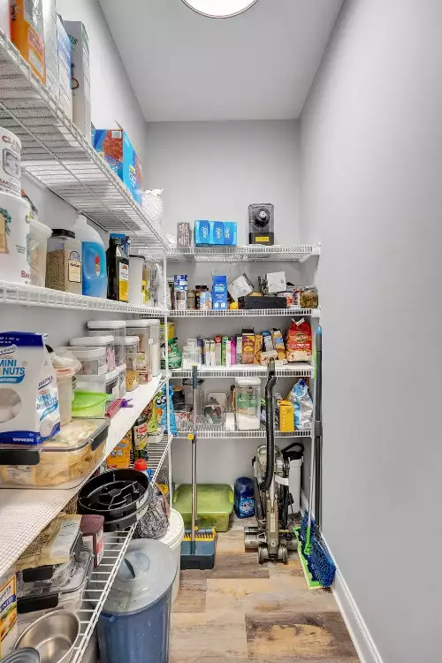 1802 Old Nashville Dirt Rd, Shelbyville, TN  37160