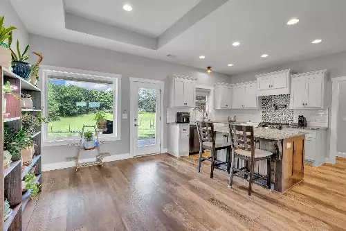 1802 Old Nashville Dirt Rd, Shelbyville, TN  37160