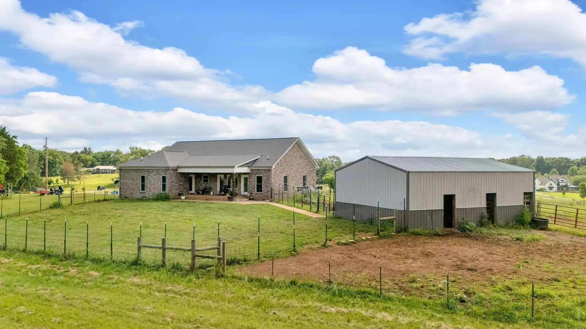 1802 Old Nashville Dirt Rd, Shelbyville, TN  37160