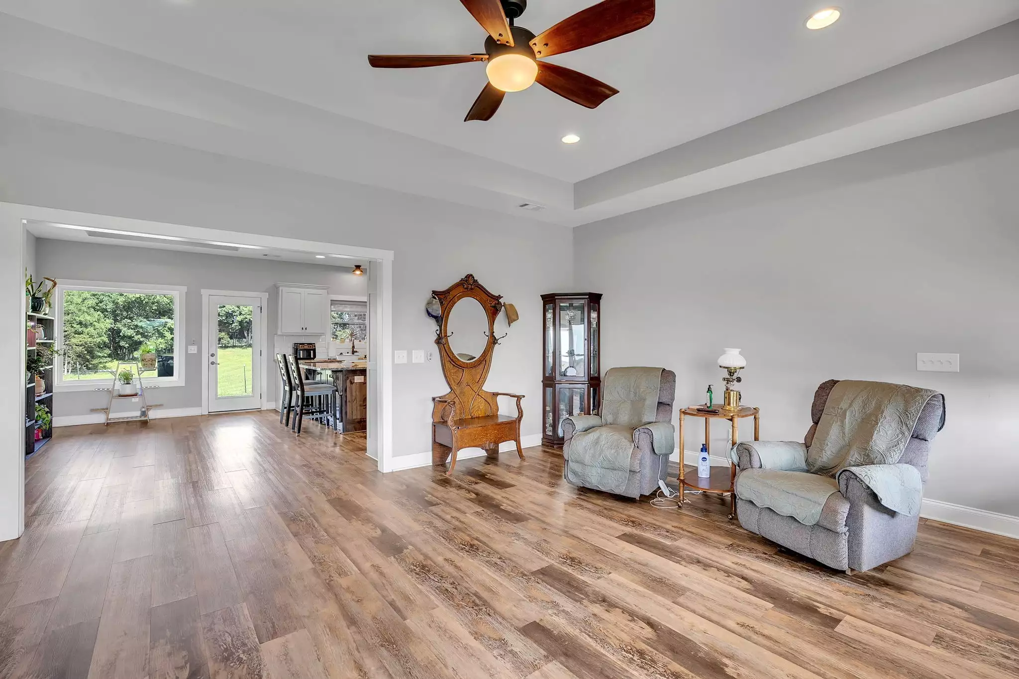 1802 Old Nashville Dirt Rd, Shelbyville, TN  37160