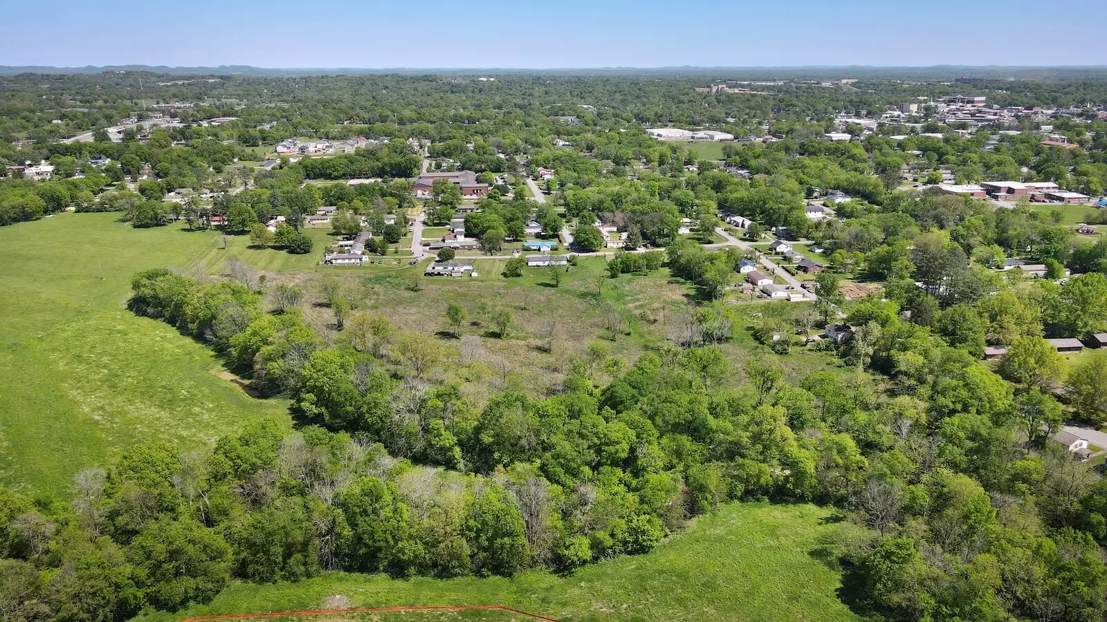 Center Street, Gallatin, TN  37066