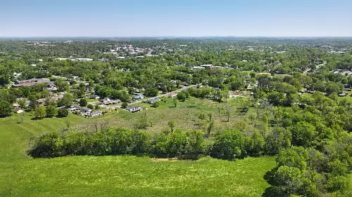 Center Street, Gallatin, TN  37066