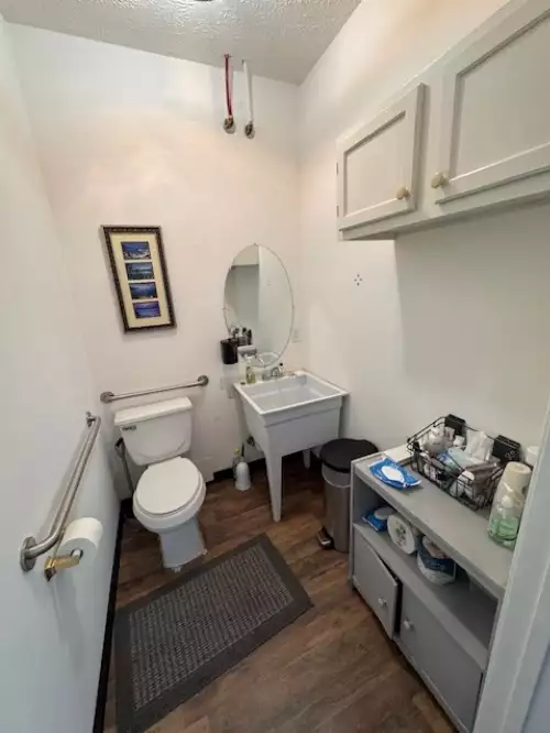 807 Lipscomb St, Shelbyville, TN  37160