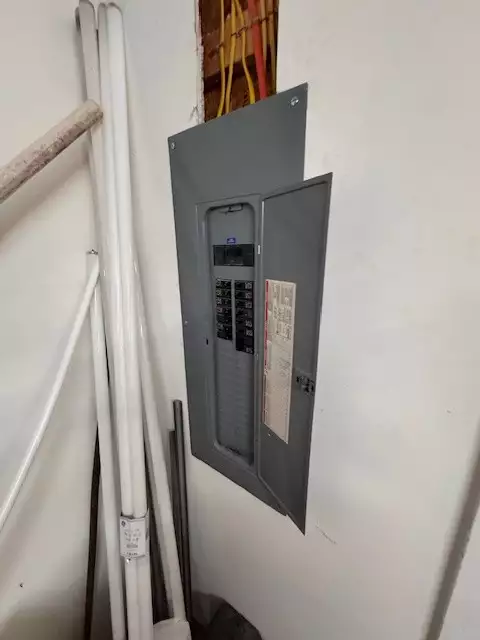 807 Lipscomb St, Shelbyville, TN  37160